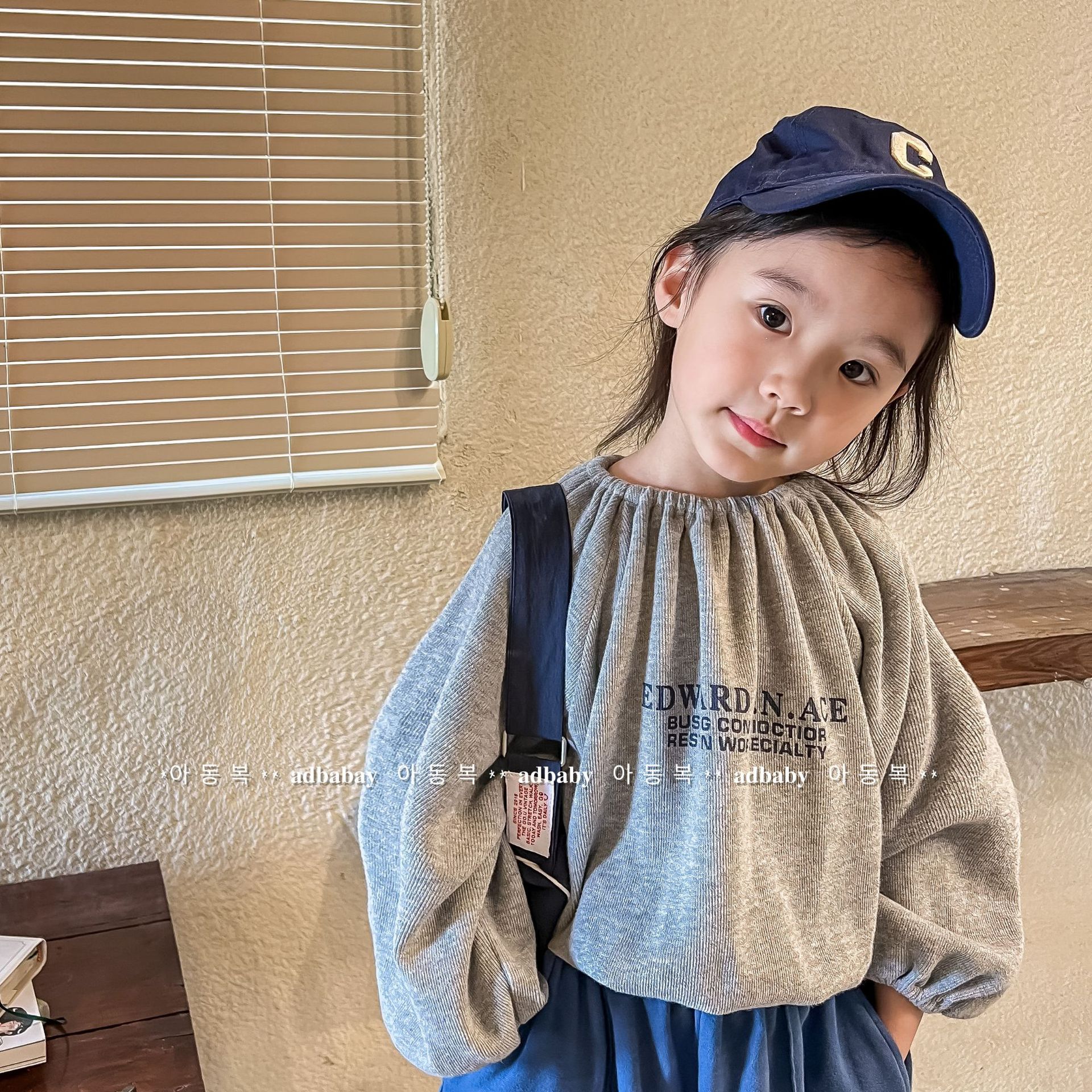 2025 New Autum Children's Clothing Girls Autum Korean Bat Shirt Sweatshirt T-Shirt Bottoming Shirt 122590