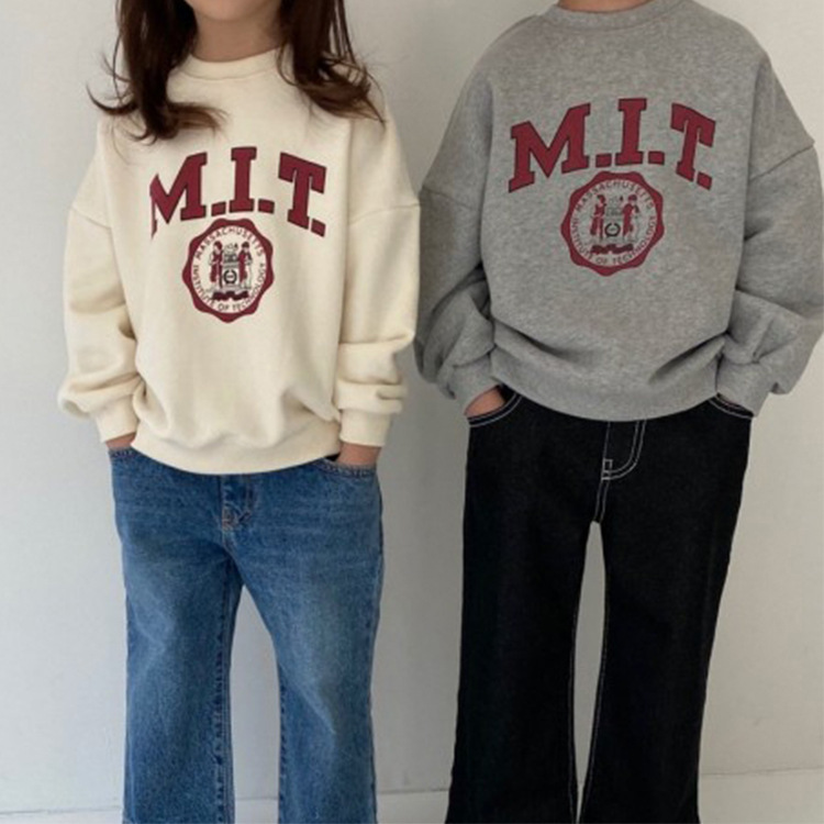 Picture of Spring and Autumn Children's Clothing Small and Medium-sized Children's Retro Tray Sweatshirt Ins Boys' and Girls' Loose Top Round Neck Family Clothes