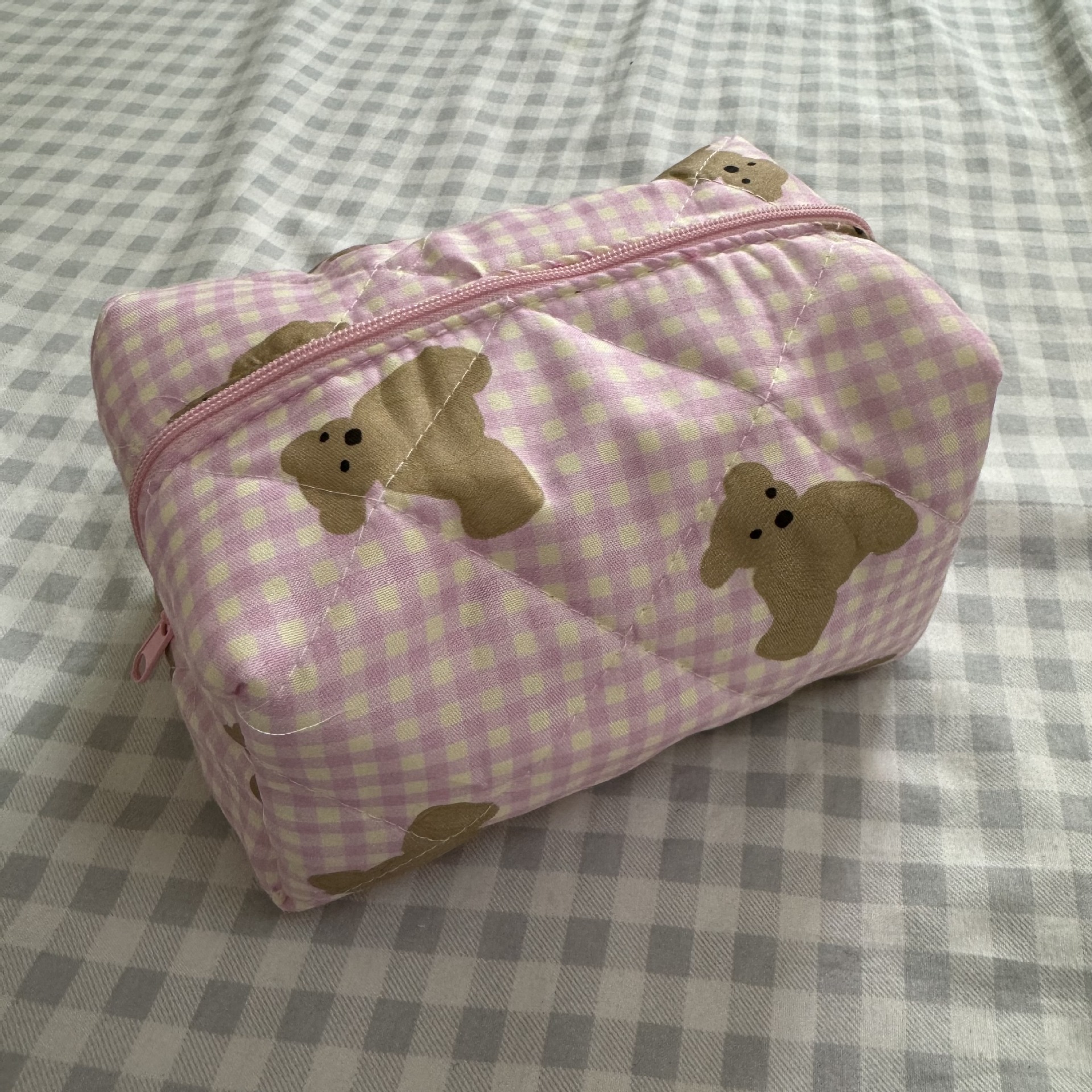 Picture of Cute teddy bear cosmetic bag portable cosmetics and skin care storage bag large capacity cartoon printed wash bag