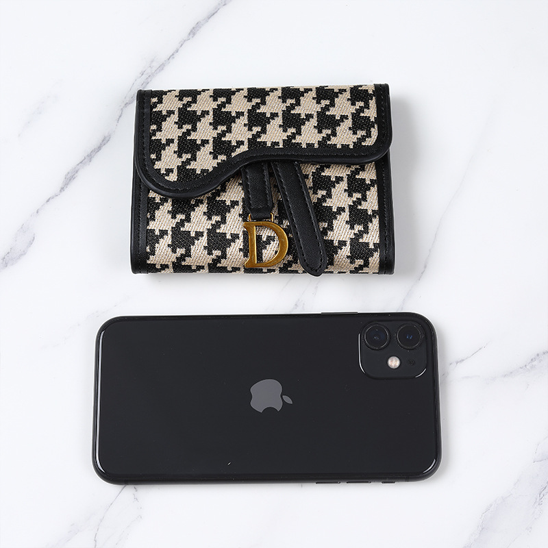 Picture of European and American retro wallet ladies long large capacity D-buckle multi-card foreign trade multi-functional three-fold clutch wholesale