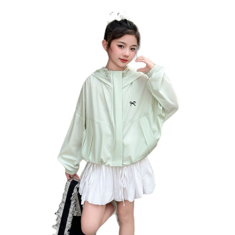 Picture of Summer Girls' Lightweight Sunscreen Clothing Girls' Sunscreen Clothing Summer Outdoor Clothing Breathable Casual Loose Bow Embroidered