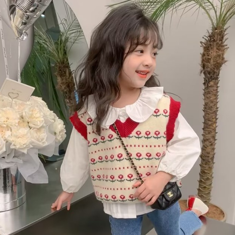 Picture of Girls' Vest Outer Wear Children's Wear 2024 Spring New Style Girls' Sweater Knitted Vest Baby Children's Western Style Spring and Autumn