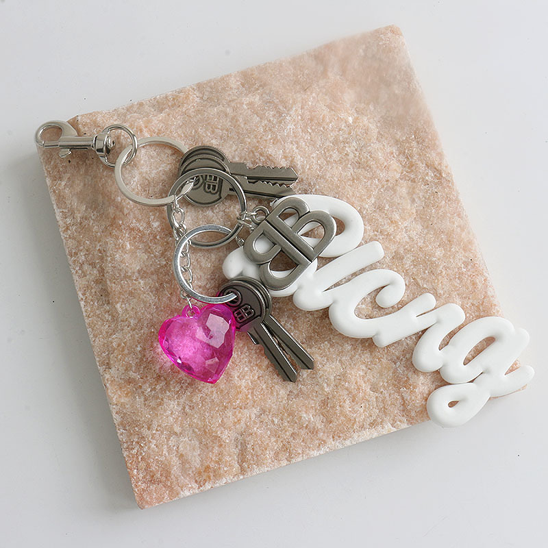 Picture of B retro exaggerated soft silicone large letter key chain rodeo bag pendant personality car key ring accessories