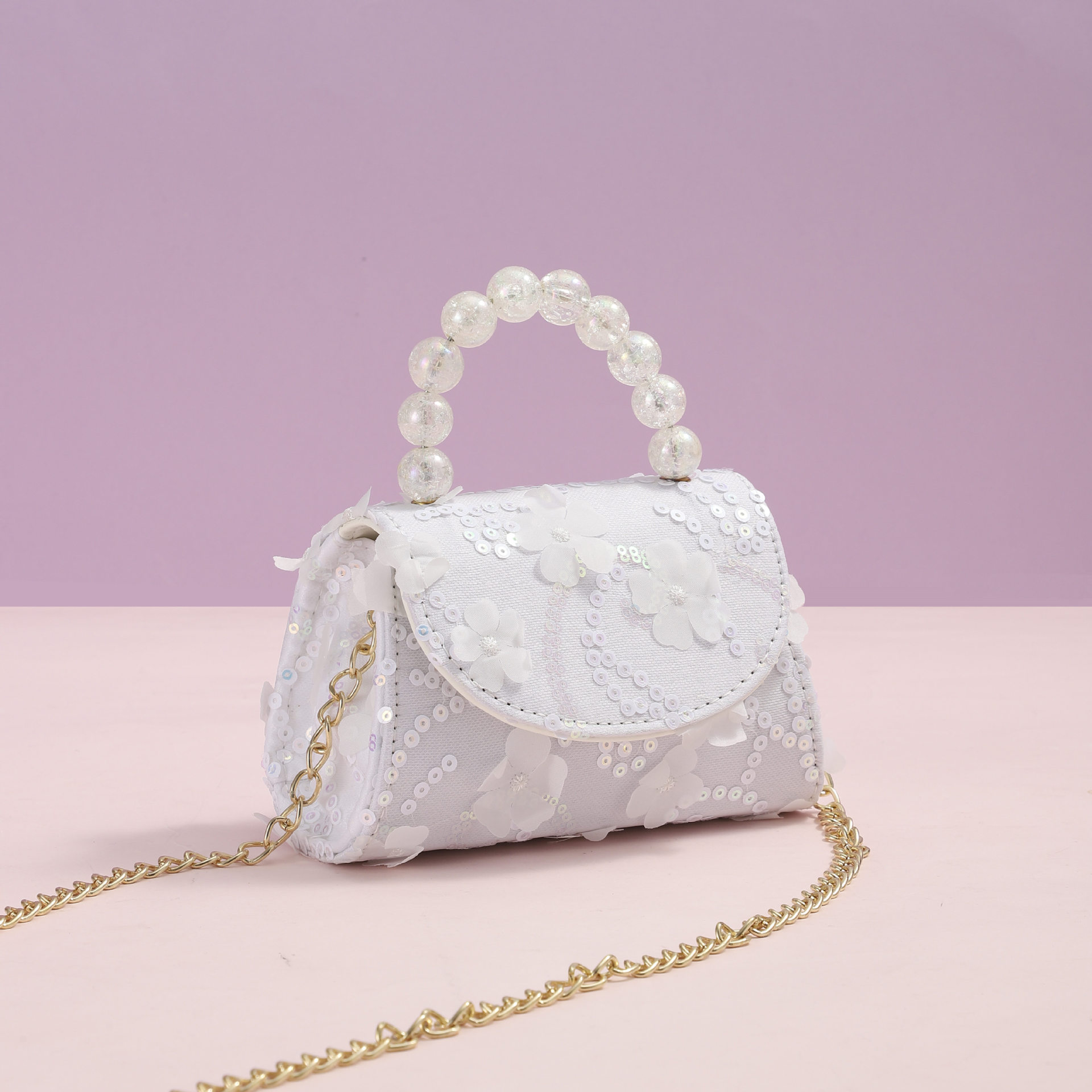 Picture of New cotton and linen material pearl portable metal chain fashion bare bag small square bag shoulder bag foreign trade manufacturers wholesale