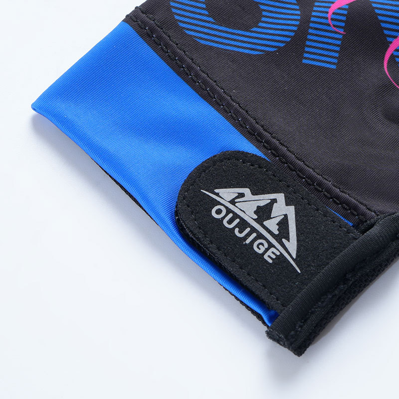 Picture of Billiards Gloves Three-finger Half-finger Non-slip Lightweight Breathable Single Billiards Hall Snooker Table Gloves for Men and Women