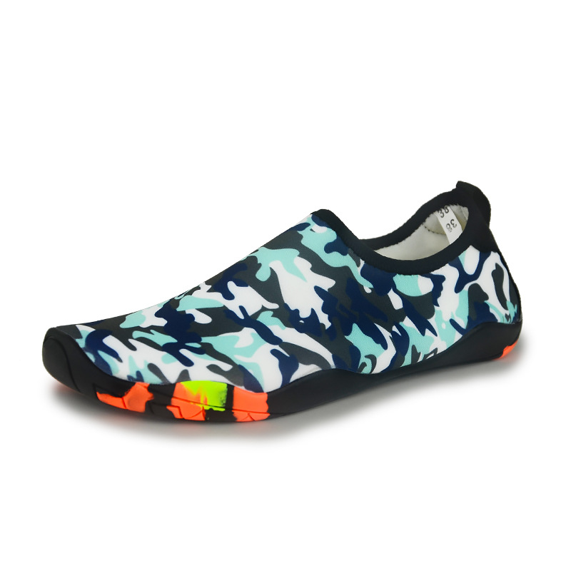 Picture of Couple's large size diving snorkeling shoes outdoor wading shoes beach thick bottom swimming shoes factory wholesale