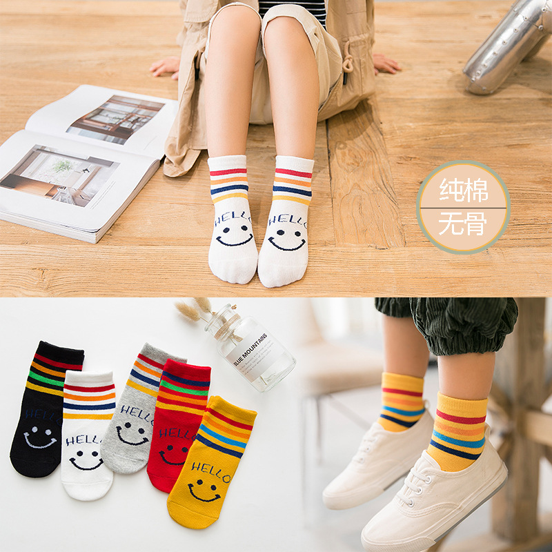 Picture of 2020 Spring and Autumn New Cartoon Children's Socks Cotton Boys and Girls Mid-Tube Socks Student Warm Baby Socks Manufacturer Wholesale