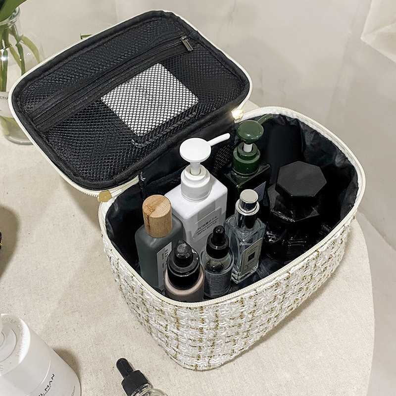 Picture of New Cyber Celebrity Cosmetic Bag New Cosmetics Large Capacity Storage Bag Portable Travel High-end Small Chanel Style Cosmetic Bag