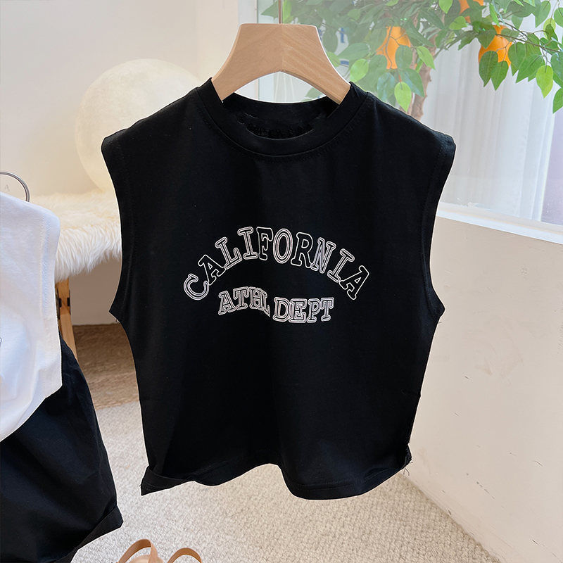 Picture of Pure Cotton Kidsren's Vest T-Shirt 2024 Summer Korean Style Sleeveless T-Shirt for Boys and Girls Loose Breathable Round Neck Top Versatile