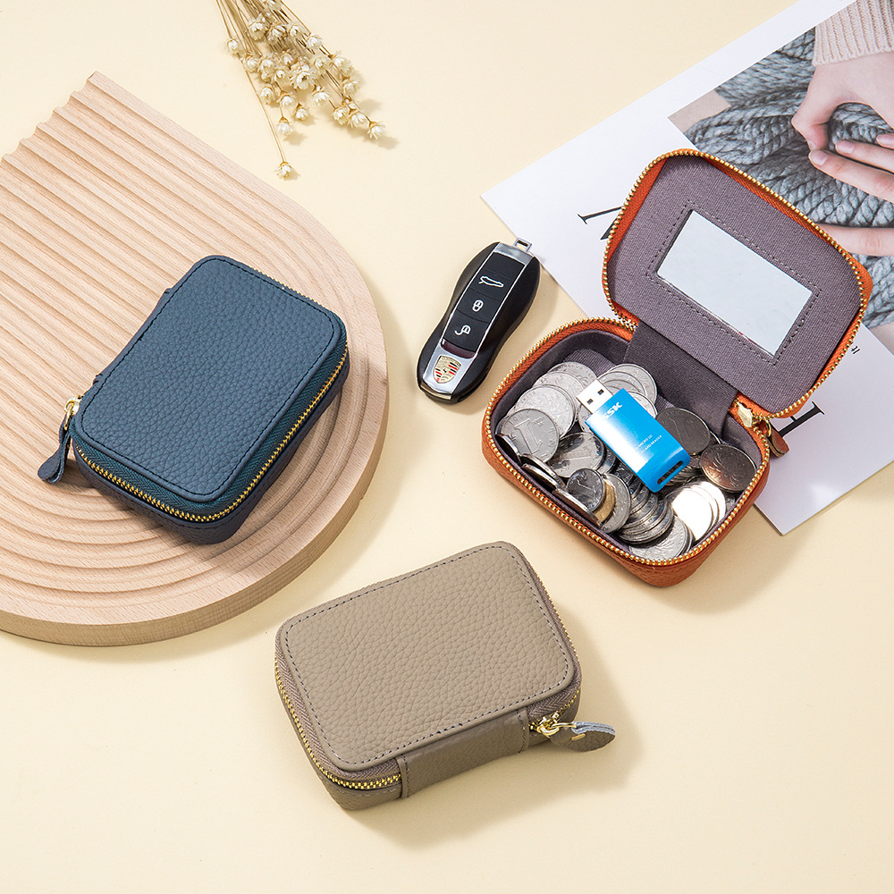 2024 Genuine Leather Mini Portable Lipstick Bag with Mirror First Layer Cowhide Storage Bag Coin Coin Headphone Bag for Women
