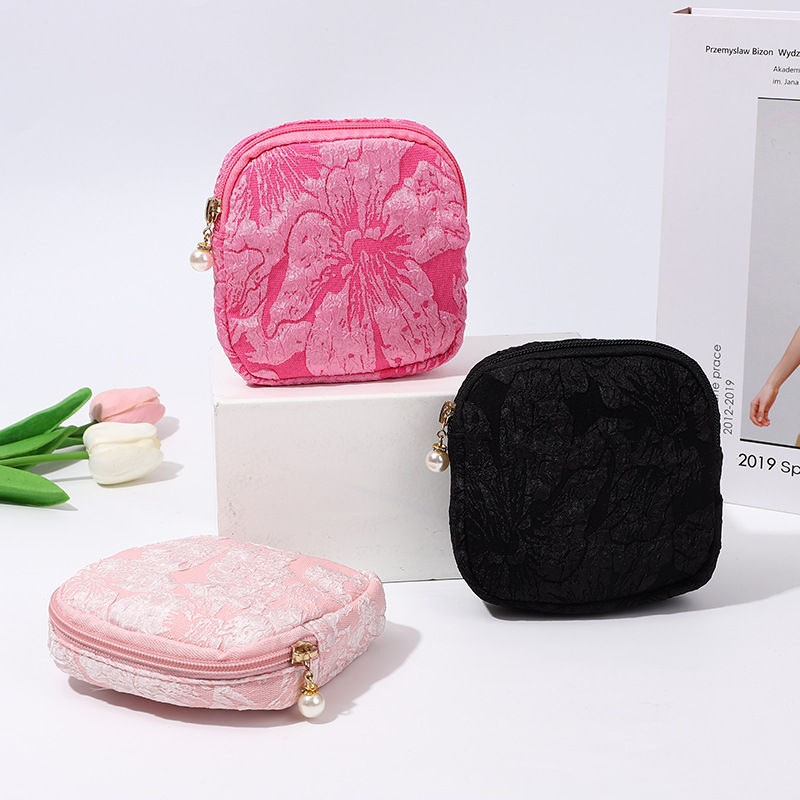 Picture of Cute Mini Canvas Cosmetic Bag for Women Commuting Portable Lipstick Coin Headphone Storage Bag Manufacturer Spot Direct Sales