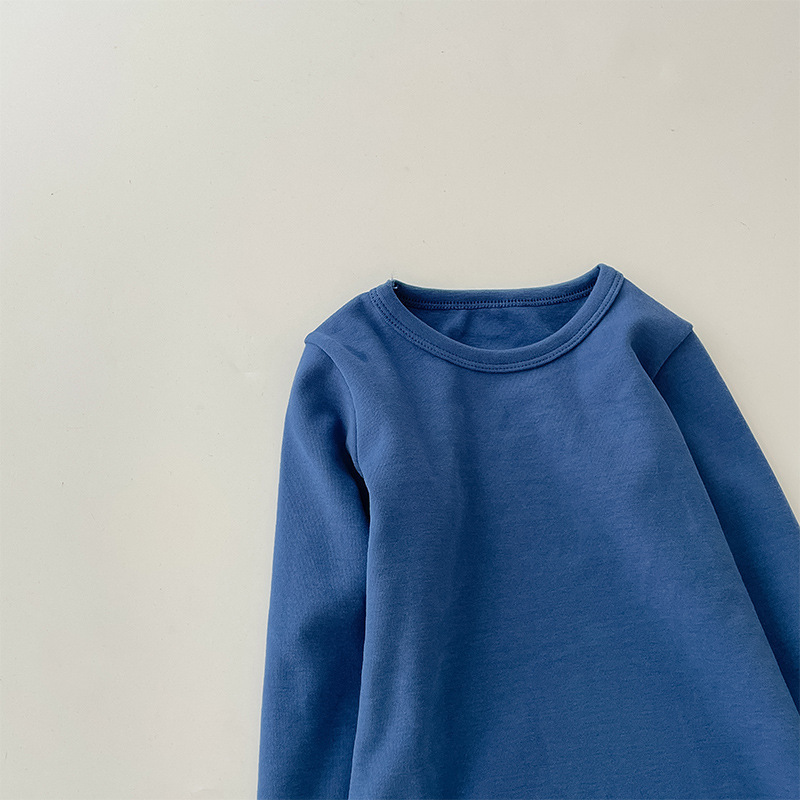 Picture of 2023 Children's Cotton Long-sleeved T-shirt Base Shirt Spring and Autumn Loose Solid Color Round Neck Sanding Top for Boys and Girls