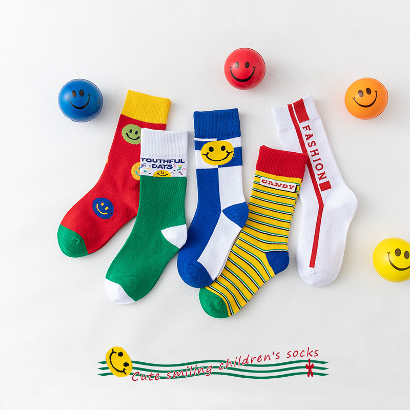 Children's Socks Fashionable Socks Autumn and Winter Cute Smiley Baby Socks Student Sports 3-15 Years Old Boys and Girls Socks
