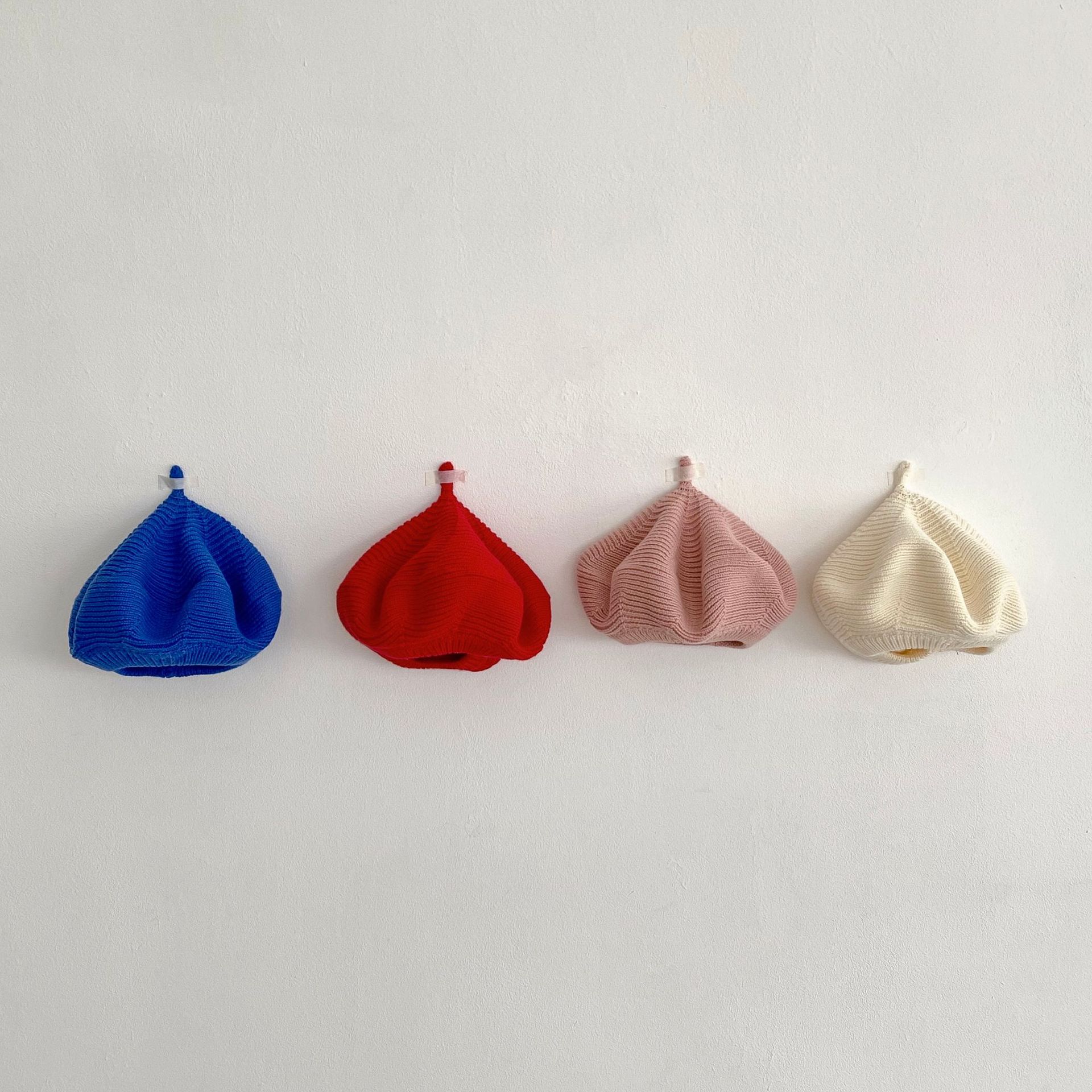 Picture of Ins2025 Autumn and Winter New Style Male and Female Baby Infants 3 Months to 3 Years Old Beret Multi-Color Optional Versatile
