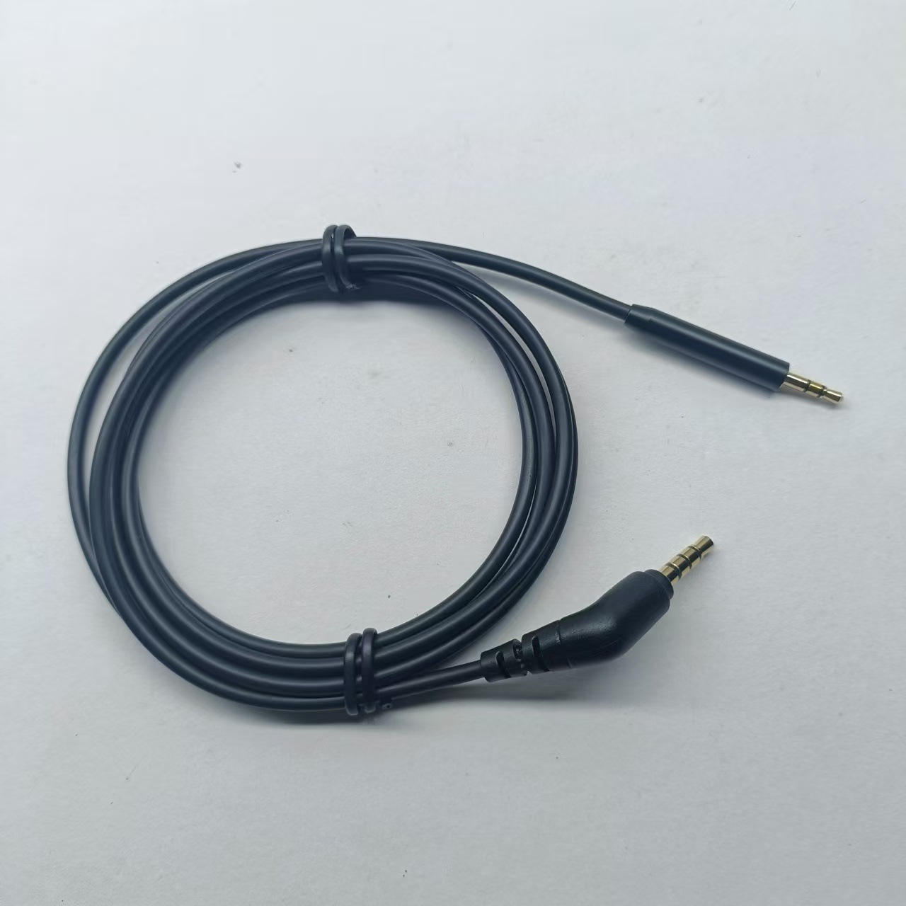 Picture of Applicable to QC25/QC35/QC35II/QC45/NC700/Y40/Y45/ Y50/QC3/OE2 audio cable