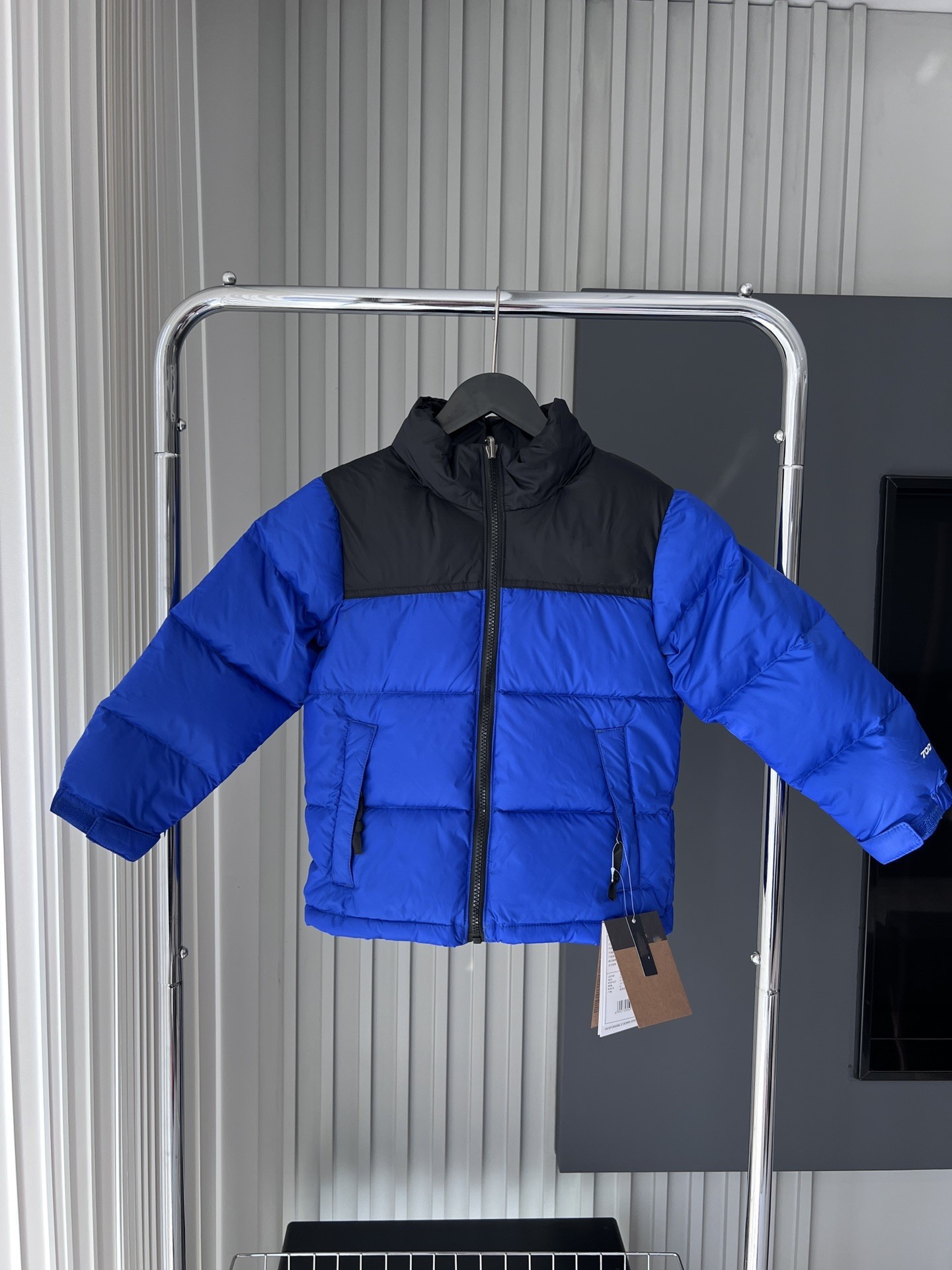 Picture of Putian high version TNF1996 North face children's down jacket American version 700 Peng parent-child bread coat