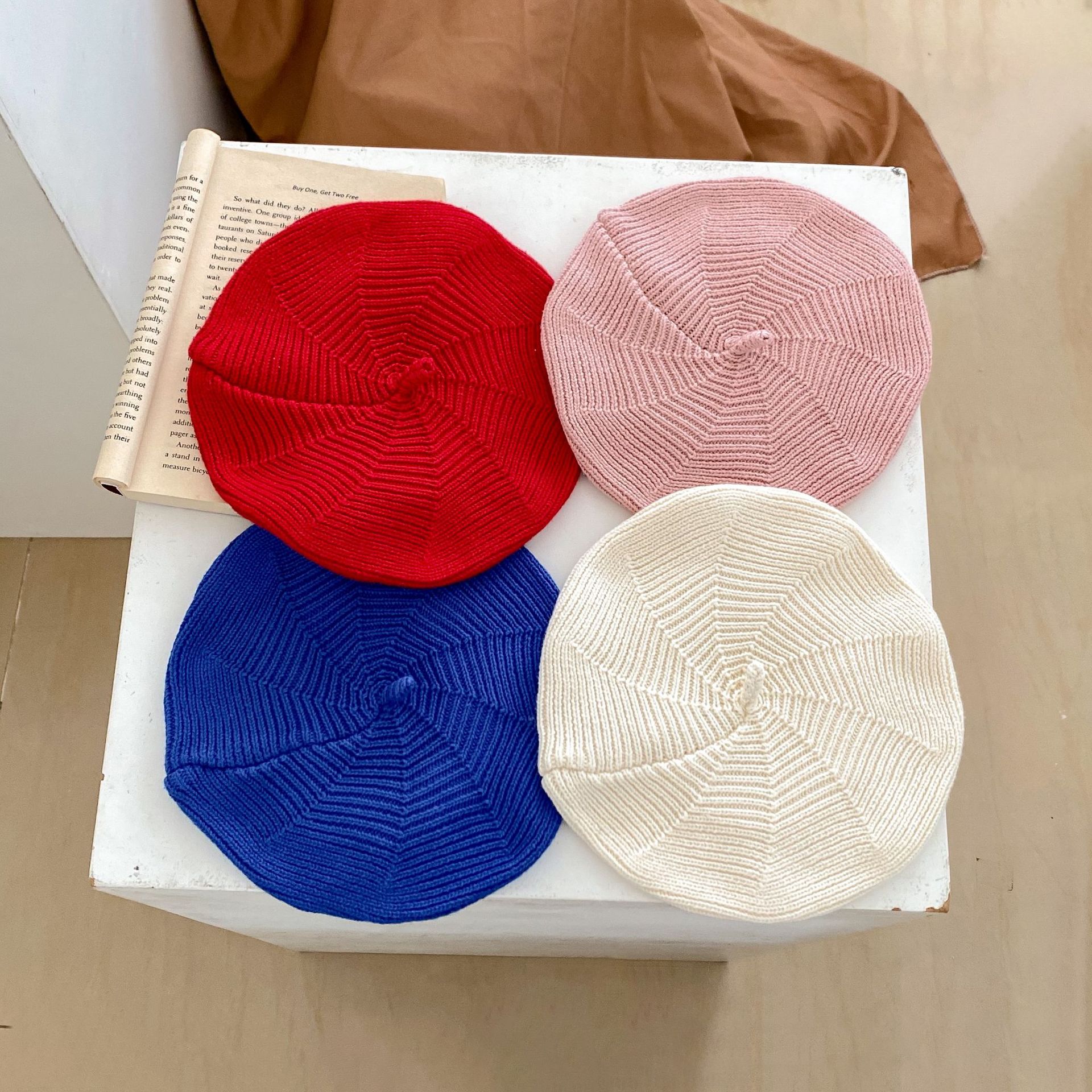 Picture of Ins2025 Autumn and Winter New Style Male and Female Baby Infants 3 Months to 3 Years Old Beret Multi-Color Optional Versatile