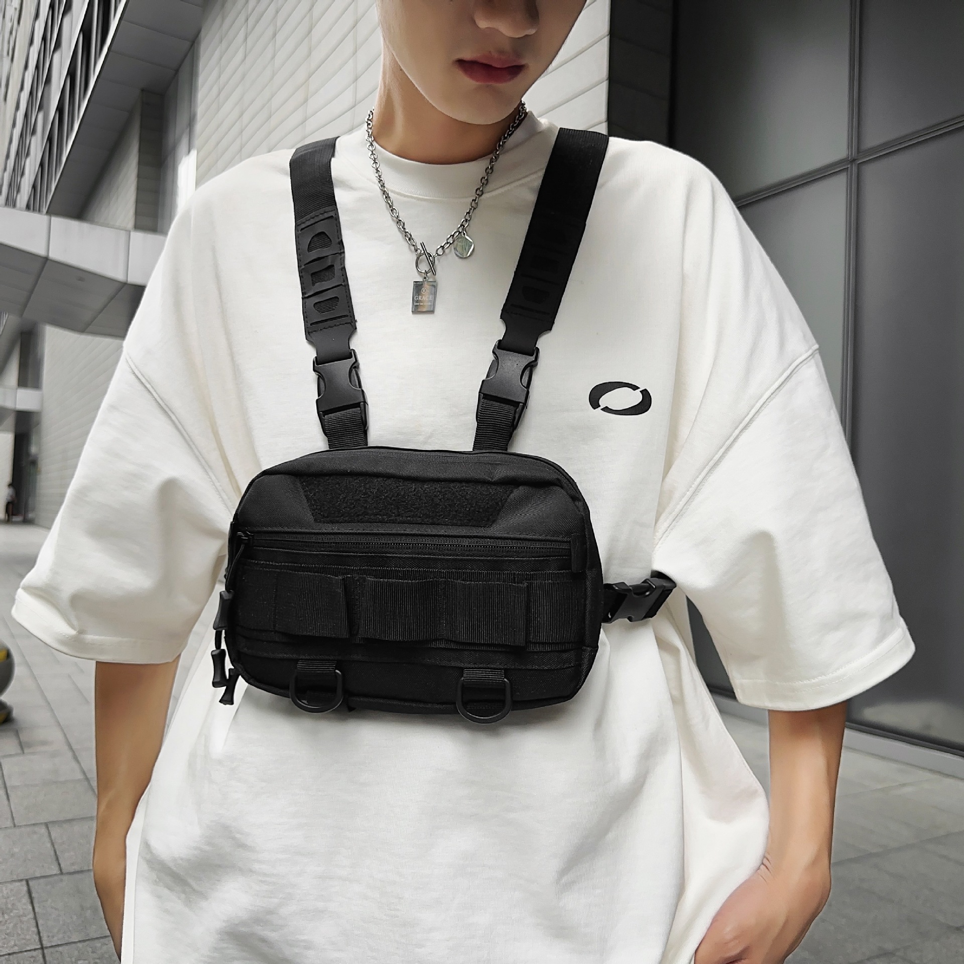 Picture of New Luya Bag Tactical Chest Bag Men's Chest Bag Trendy Brand Waist Bag Multifunctional Outdoor Cycling Sports Vest Hanging Bag