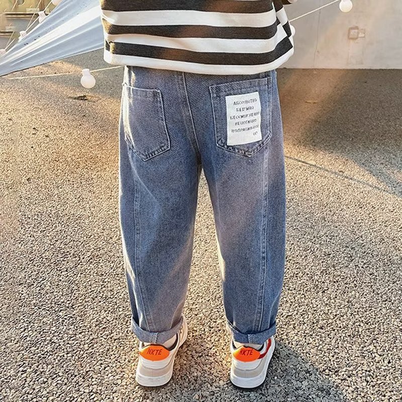 Picture of 2024 Jeans Boys New Loose Straight Gradient Wear-resistant Wide-leg Pants Spring Fashion All-match Trousers