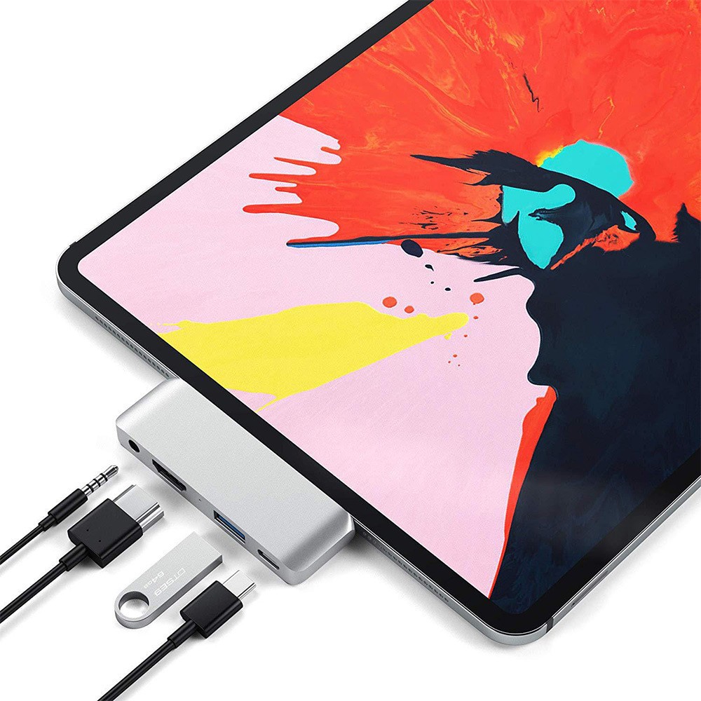 Picture of typechub hub mobile phone tablet macbook laptop all-in-one card reader usb docking station