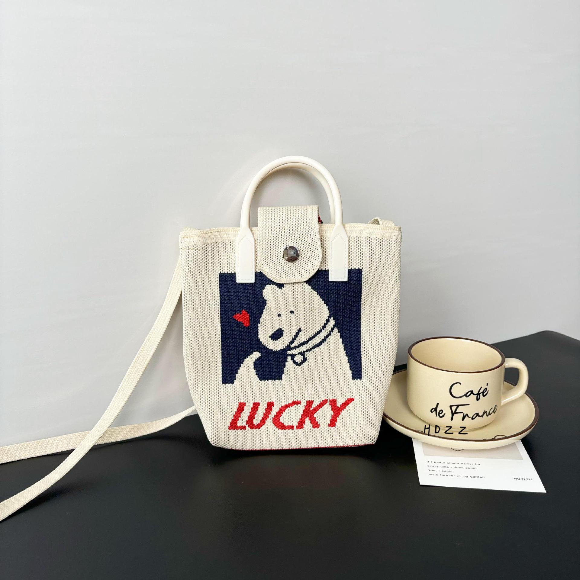 Picture of Advanced Sense Ins Mobile Phone Bag New Cartoon Knitted Bag Niche All-match Crossbody Handbag Korean Coin Purse Bag