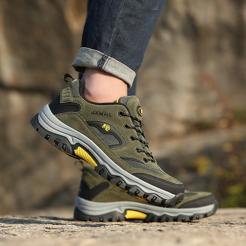 Picture of Youth fashion warm foreign trade low-top hiking shoes outdoor shoes breathable Men's shoes large size 6661 a generation of hair