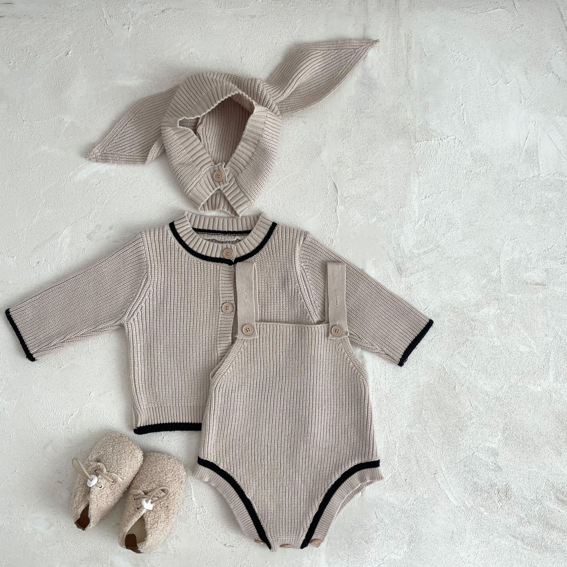 Picture of Children's sweater cardigan autumn and winter boys' Korean style knitwear children's clothing girls' coat versatile round neck sweater