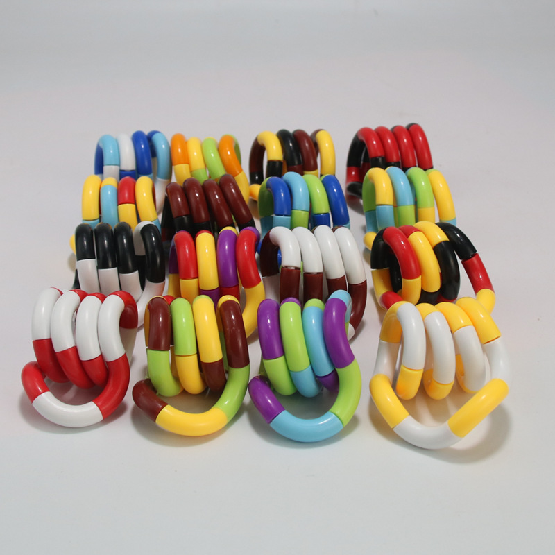 Picture of Creative Decompression Macaron Finger Infinite Rubik's Cube 18 Section Deformation Twist Rope Variables Twist Pocket Toy