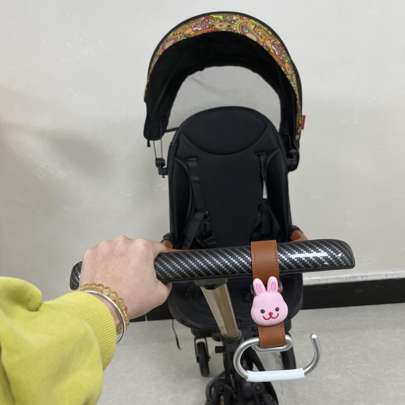 Picture of Trolley baby carriage hook buckle baby walking artifact baby walking car bb baby children's car special storage pendant accessories
