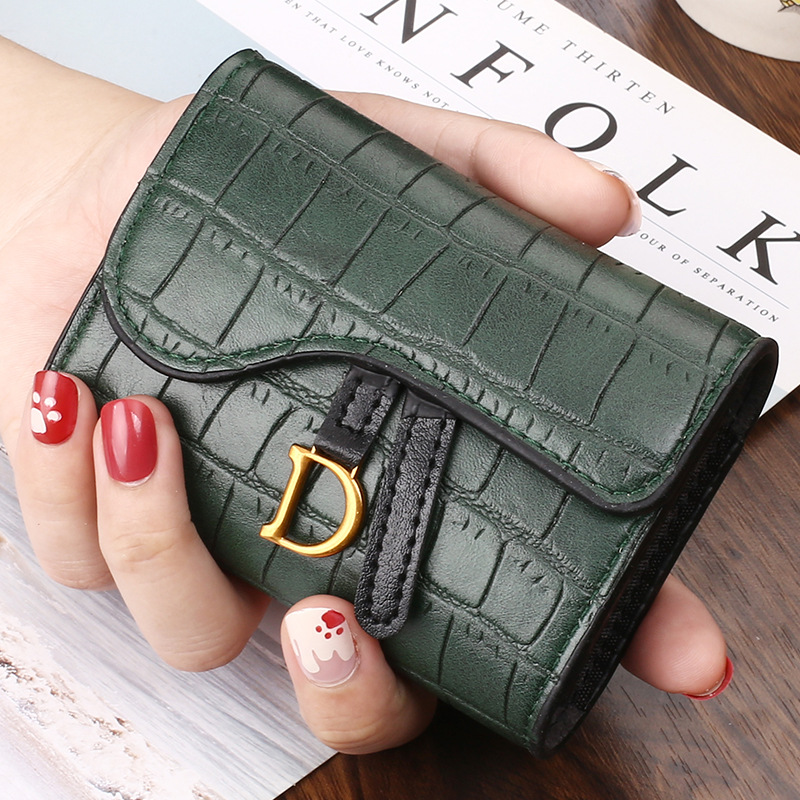 Picture of 2022 New Small Card Holder for Women, Exquisite, High-End, Compact, Multiple Card Slots, Accessible Luxury, Popular Niche Design, Crocodile Pattern Hot Style