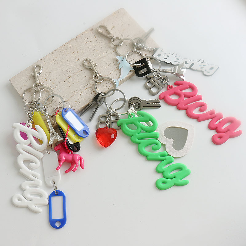 Picture of B retro exaggerated soft silicone large letter key chain rodeo bag pendant personality car key ring accessories