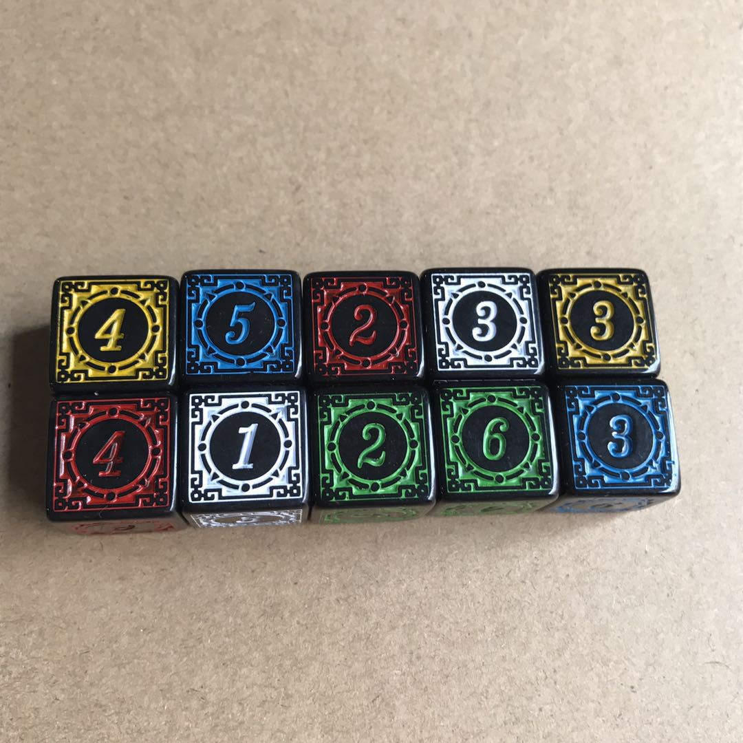Picture of New pattern dice 6-sided digital personality color game chess accessories dice antique pattern running dice