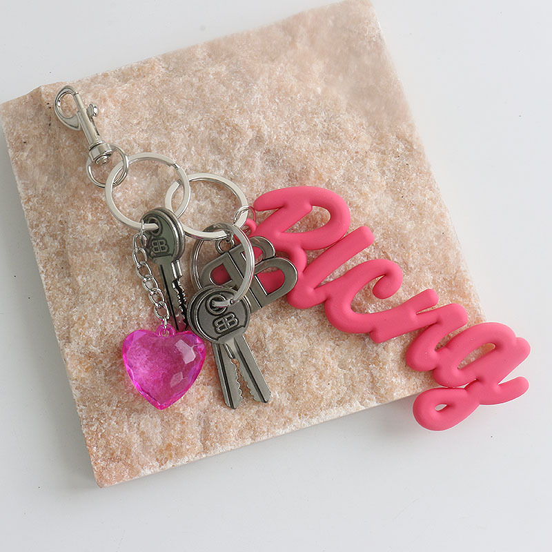 Picture of B retro exaggerated soft silicone large letter key chain rodeo bag pendant personality car key ring accessories