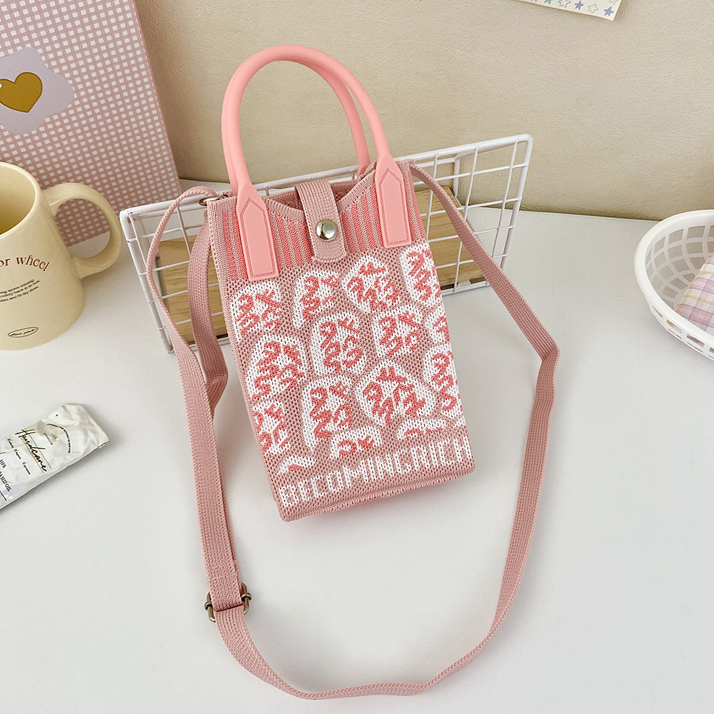 Picture of Shoulder Crossbody Mobile Phone Bag Cute Knitted Hand Bag Cartoon Large Capacity All-match Coin Purse Handbag Wholesale