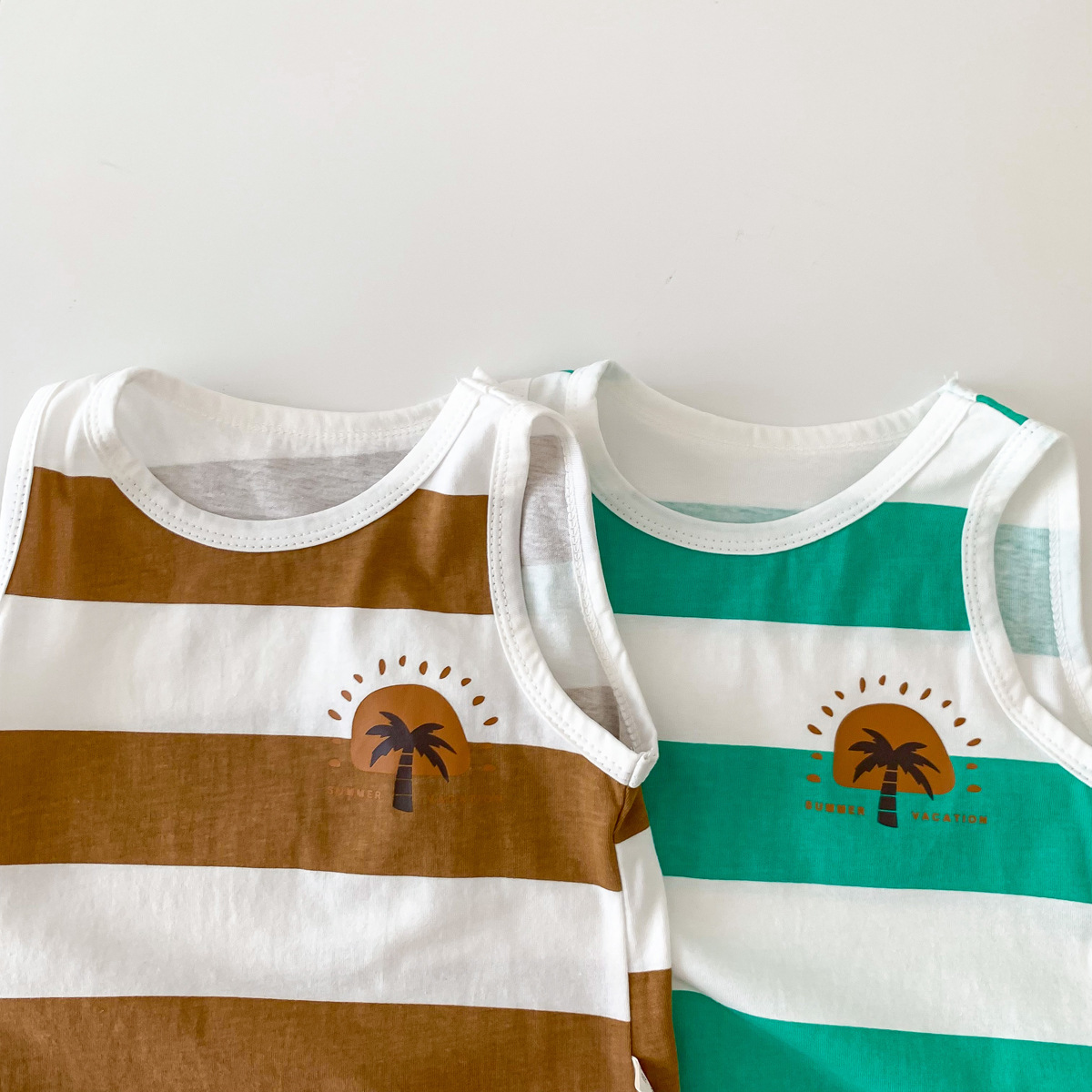 Picture of [Clearance style no refund or exchange] South Korea children's clothing summer striped printed vest top boys and girls sleeveless top