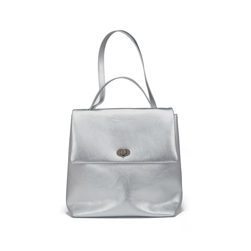 Picture of This Year's Popular Korean Silver Backpack for Women 2025 Summer Sends New Large-Capacity Casual Work Clothing Versatile Backpack
