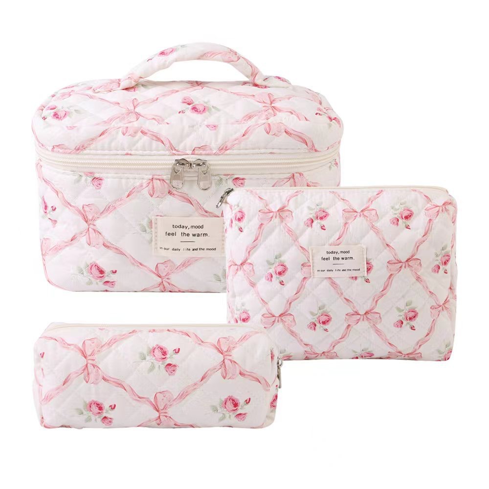 Picture of Cross-border Super New Cotton Cosmetic Bag Niche Portable Washes Storage Bag Floral Ins Cute Quilted
