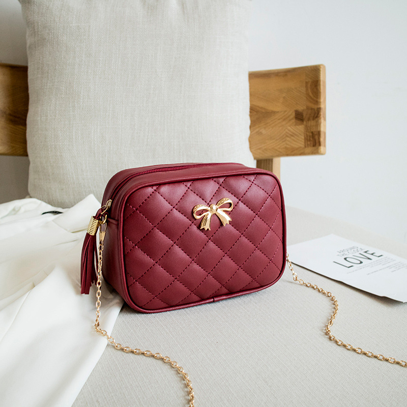 Picture of Foreign trade rhombus zipper women's bag 2023 spring and summer new fashion chain shoulder slung small square bag women's bag wholesale