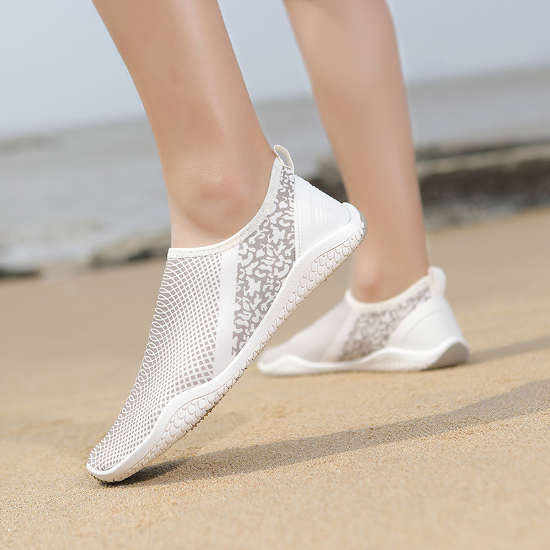 Couple's Beach Socks Shoes Diving Snorkeling Wading Tracing Swimming Shoes Soft Shoes Men's and Women's Anti-Cut Bare Foot Skin Shoes
