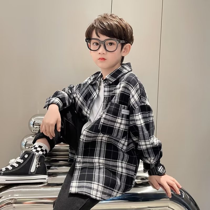 Boys' Shirt Spring and Autumn 2024 New Children's Shirt Large Children's Plaid Lapel Korean Casual Spring Top