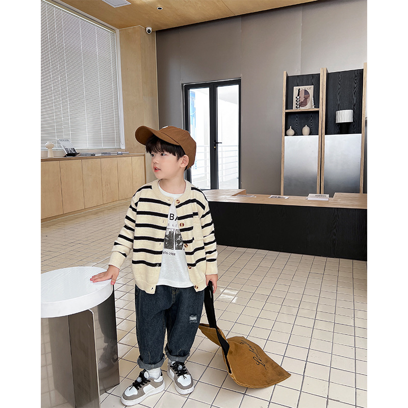 Picture of Children's Wear Children's Soft Waxy Striped Sweater Cardigan for Boys and Girls Baby Spring and Autumn New All-match Western Style Knitted Jacket Trendy