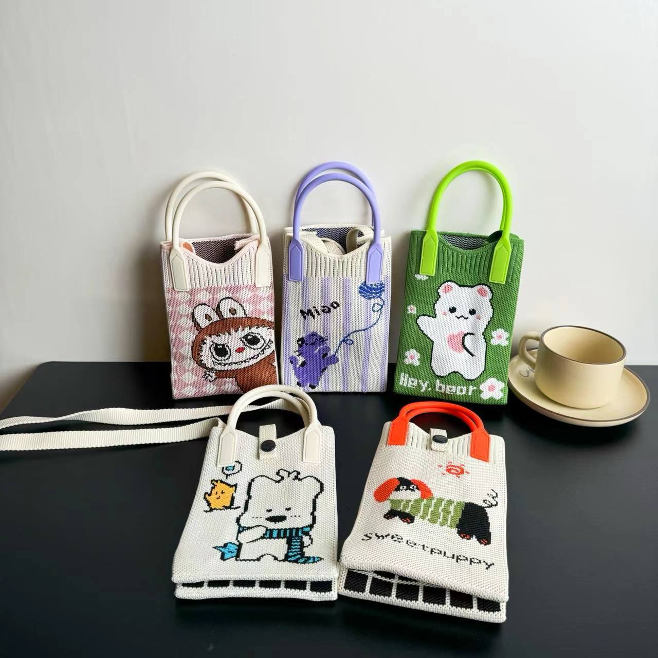 Advanced Sense Ins Mobile Phone Bag New Cartoon Knitted Bag Dopamine Niche All-match Crossbody Shoulder Bag Handbag