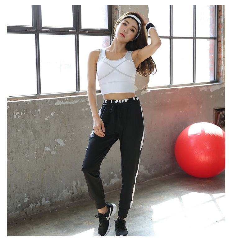Picture of Running Training Sports Trousers Breathable Professional Quick-drying Fitness Pants Large Size Loose Yoga Pants Women's Pants