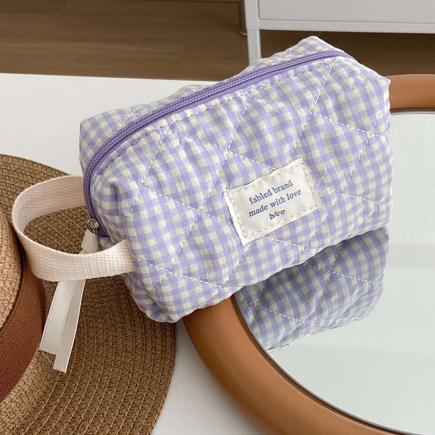 Picture of Redberry Plaid Cosmetic Bag, Simple, Large-Capacity and Good-Looking Student Cosmetics Storage Bag, Cotton Quilted Toiletry Bag