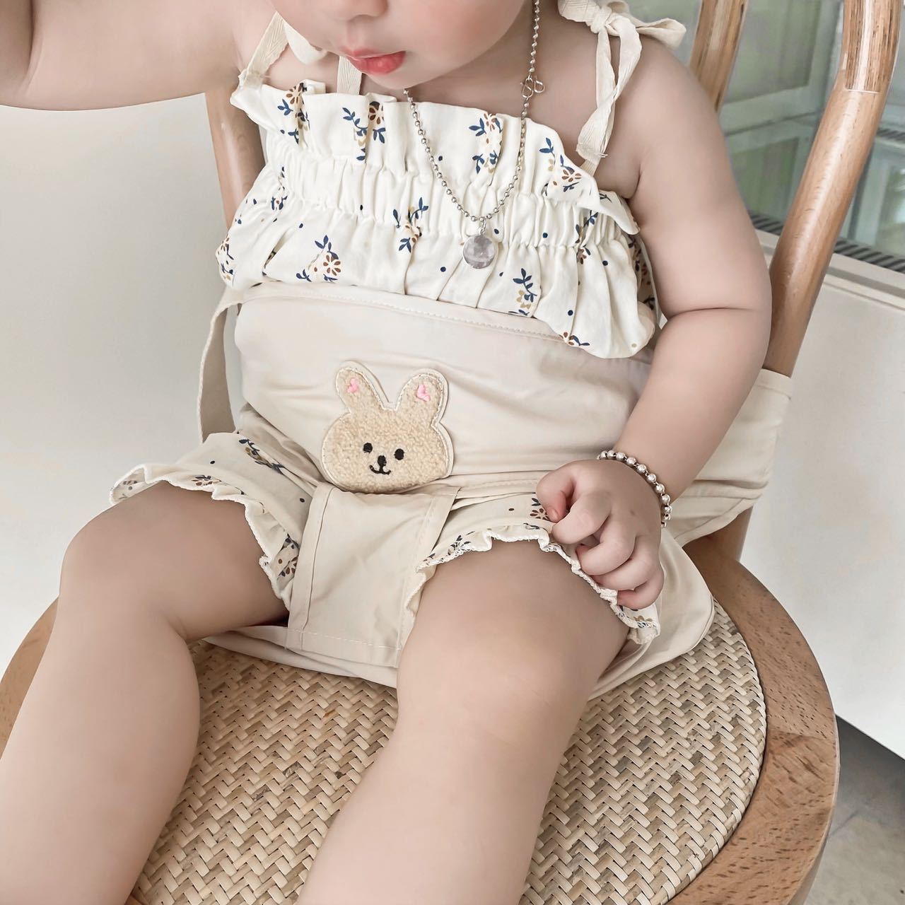 Picture of Ins Korean Style New Baby Portable Dining Chair Fixed Belt Baby Safety Strap Kidsren's Eating Out Artifact