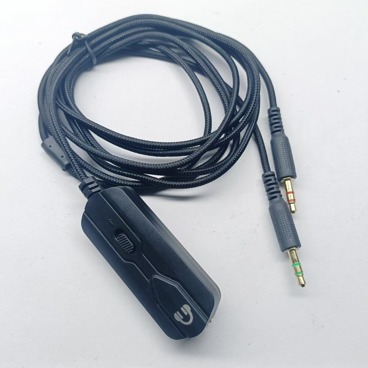 Picture of Headphone adapter extension cable dual-plug computer version Headphone tuning extension cable closed microphone adapter audio connection