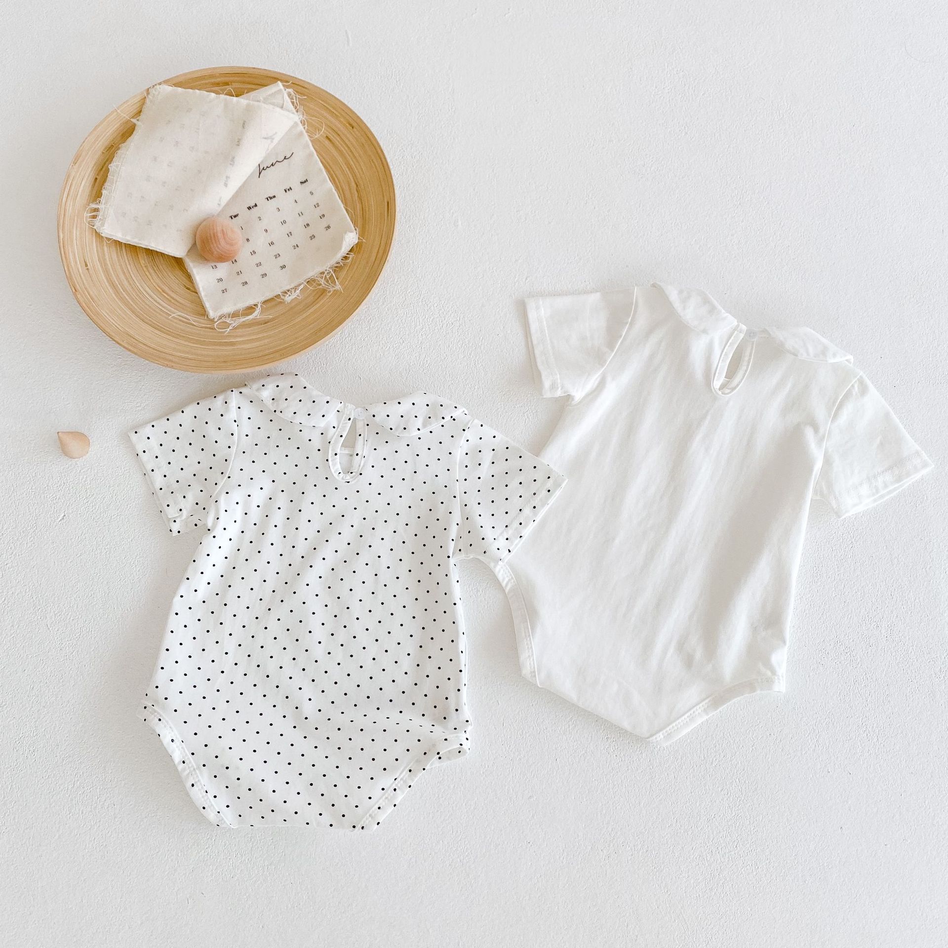 Picture of Ins 2025 New Summer Products for Infants and Young Kidsren, Baby Girls, Polka Dots, Doll Collar, Jumpsuits, Rompers