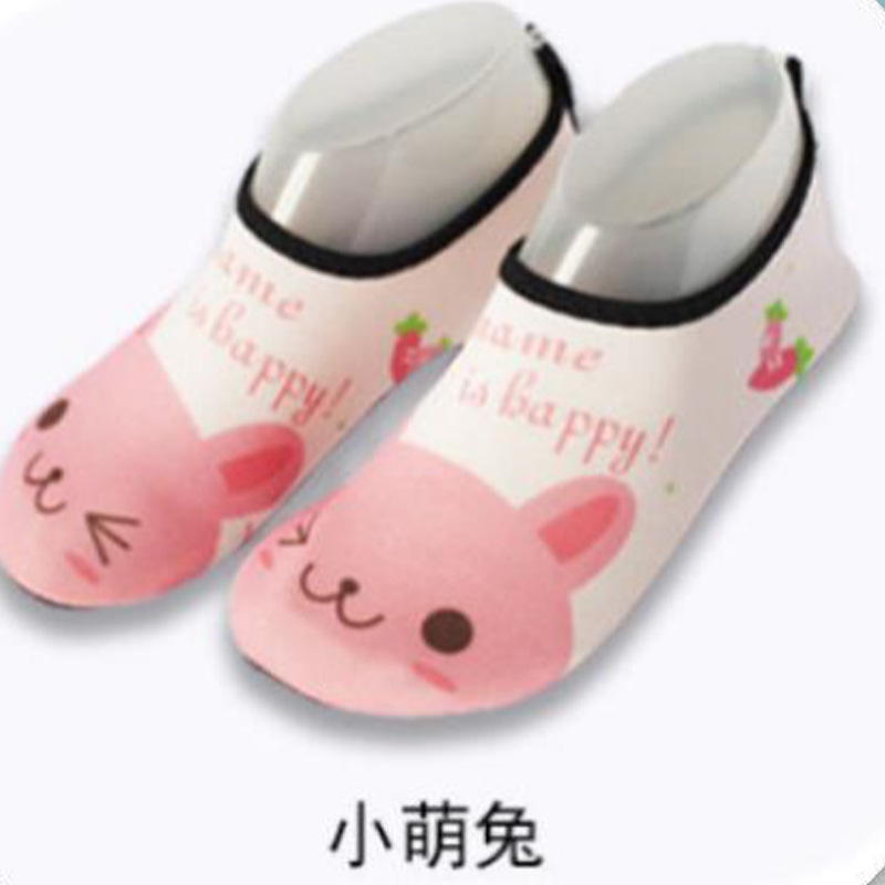 Picture of Cartoon Children's Beach Shoes Hard Sole Wading Shoes Diving Equipment Snorkeling Shoes and Socks Barefoot Swimming Shoes Diving Socks Quick-drying