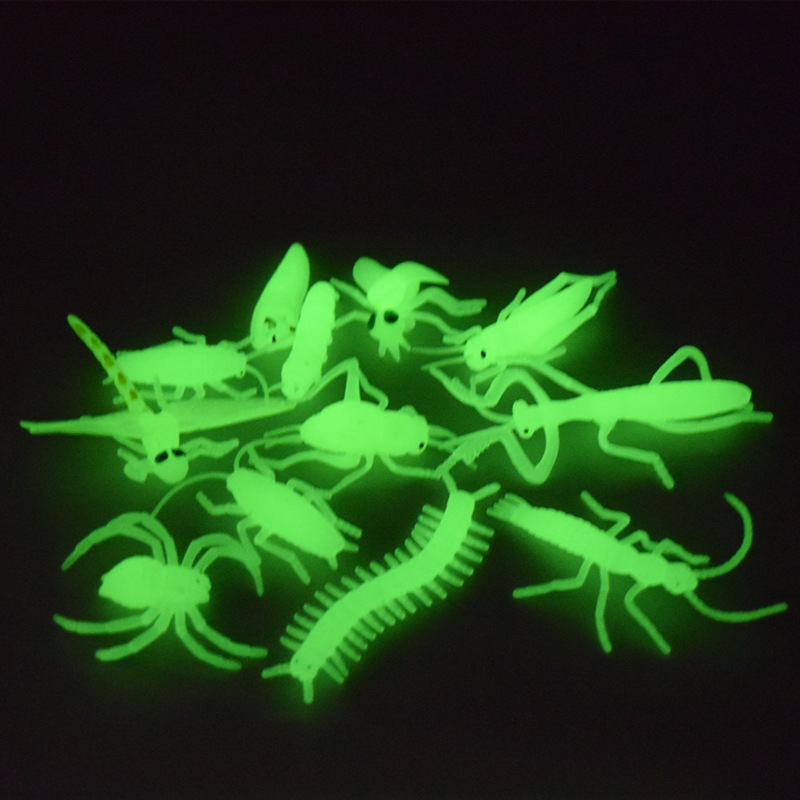 New exotic creative trick luminous insect simulation insect luminous animal model children stall scary toy