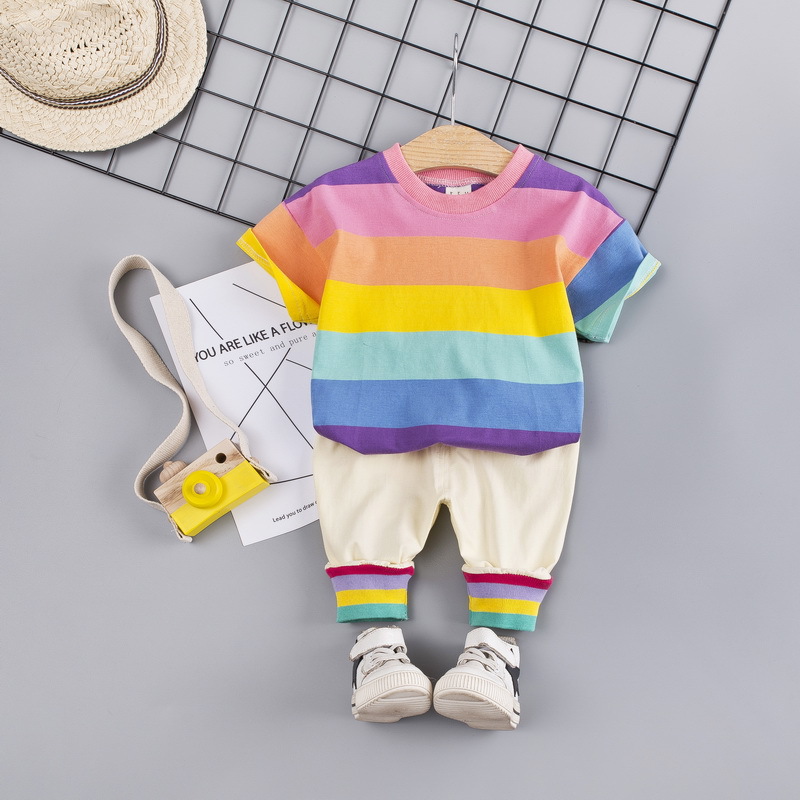New summer casual children's boys and girls short sleeve suit large striped rainbow round neck short sleeve shorts two pieces